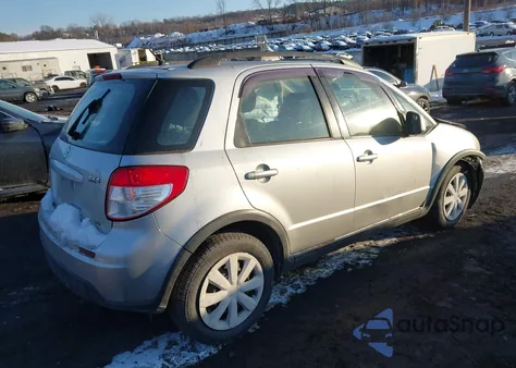 2011 Suzuki Sx4 из США, поврежденный, VIN JS2YB5A32B6304228